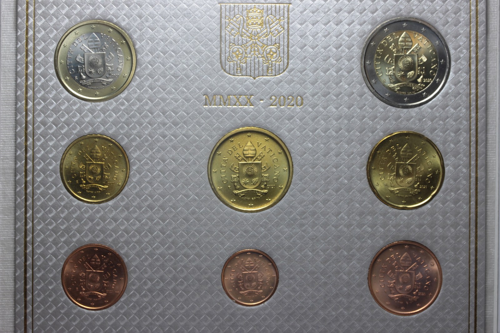 VATICANO PAPA FRANCESCO DIVISIONALE IN EURO 2020 FDC